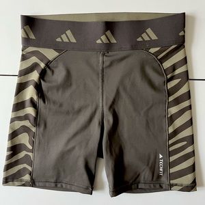 Adidas green training short